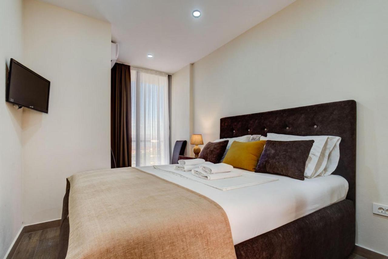 Hotel Zan Ulcinj Luaran gambar