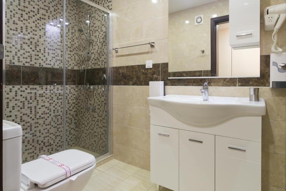 Hotel Zan Ulcinj Luaran gambar