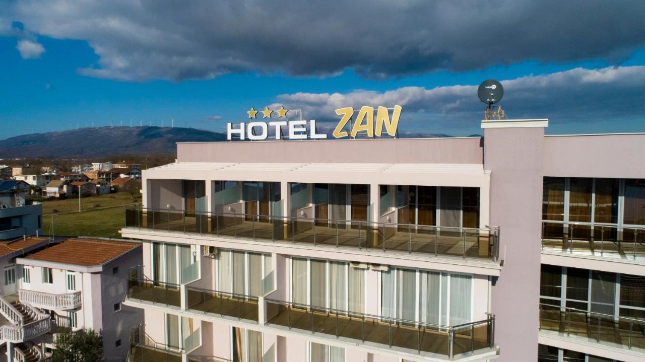 Hotel Zan Ulcinj Luaran gambar