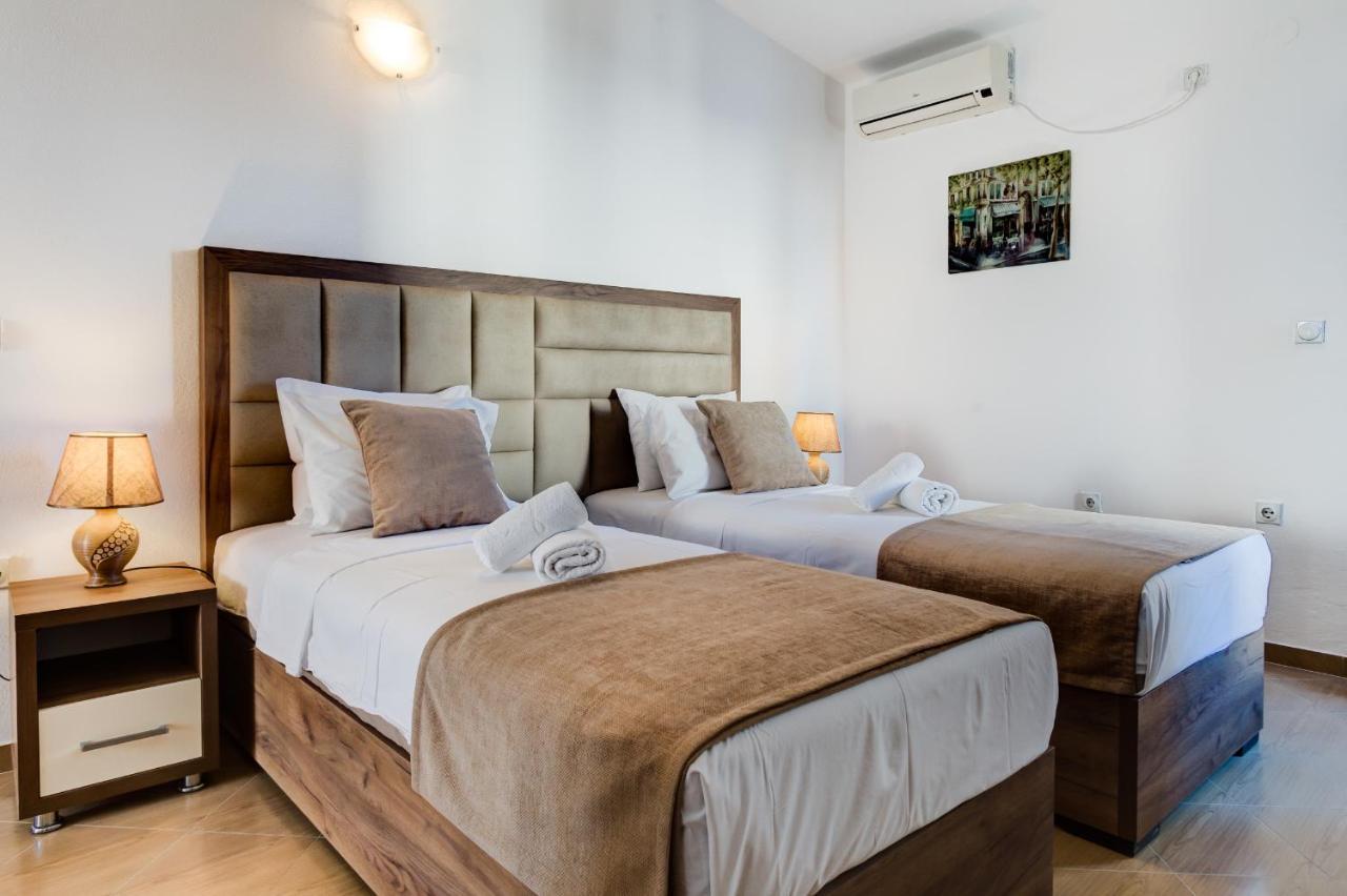 Hotel Zan Ulcinj Bilik gambar